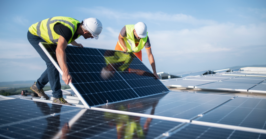 Panouri fotovoltaice pentru afacerea ta